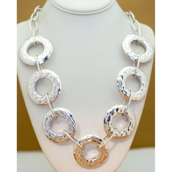 24 inch, Vintage Multi Ring Links Silver Tone Bib Necklace | H36 - Picture 2 of 3